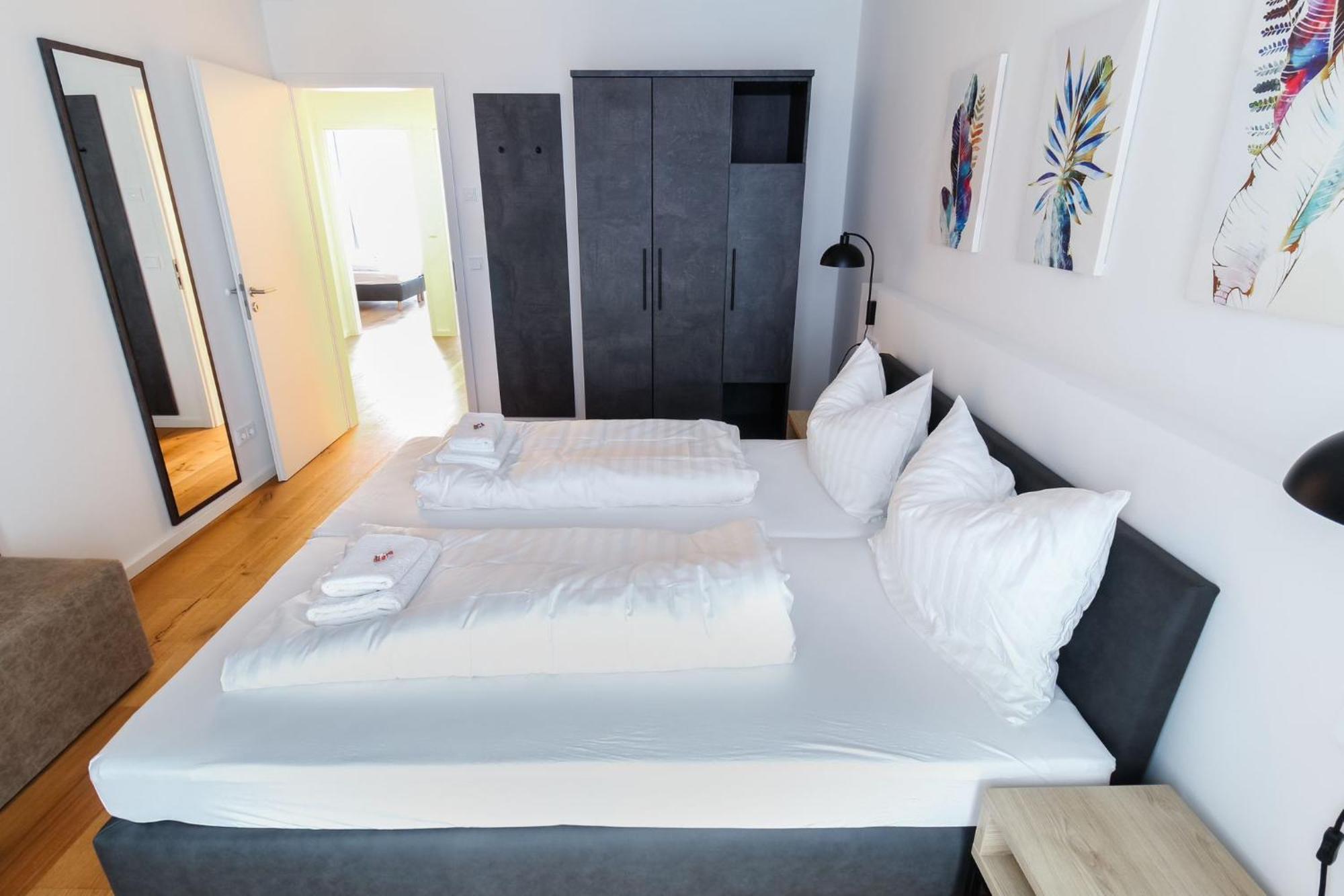 Helios Berlin Apartments Exterior photo