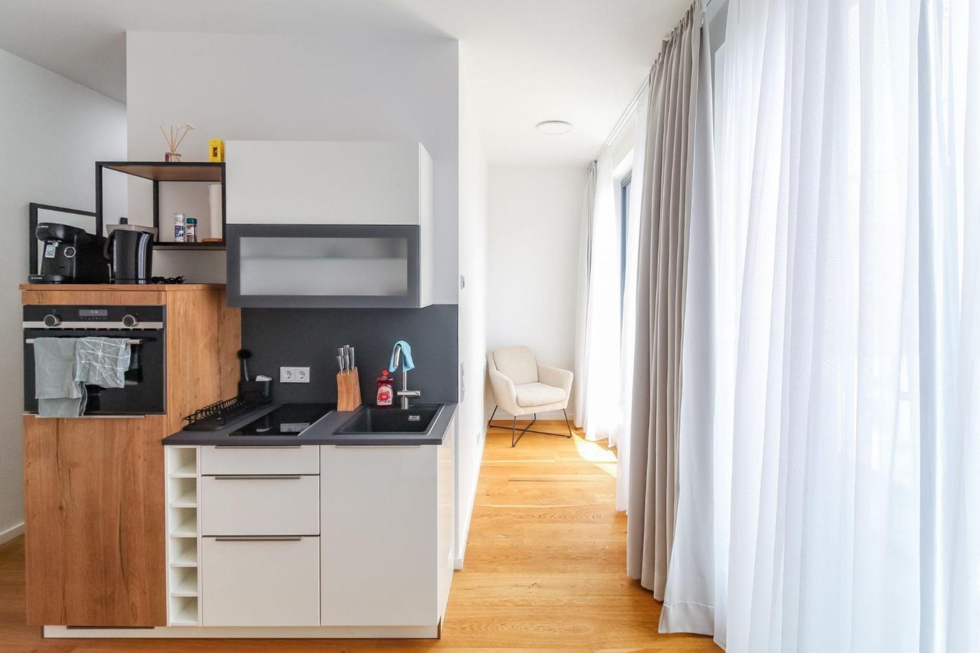 Helios Berlin Apartments Exterior photo